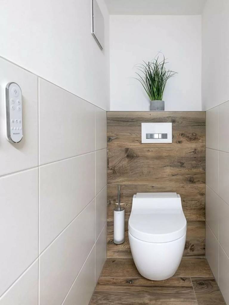 Чем отделать стены в туалете: что лучше – поклеить жидкими обоями или оформить плиткой? варианты необычных и практичных техник оформления, фото примеры