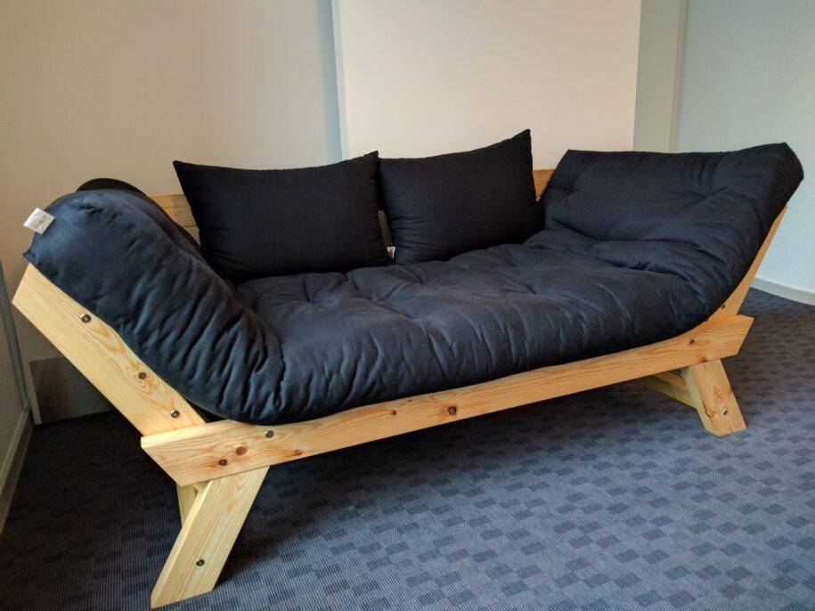 Как из старой кровати сделать диван: варианты переделки, инструменты, материалы