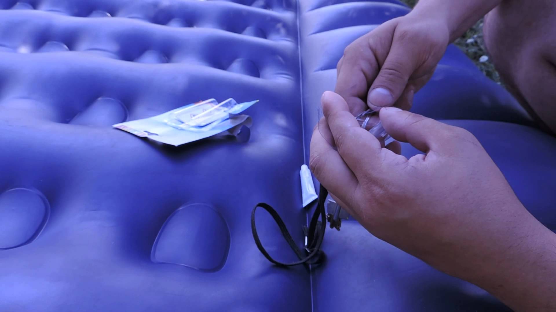 ремонт перегородок надувного матраса своими руками
